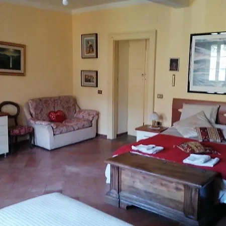 Gio's House Vintage Style شقة ستريزا