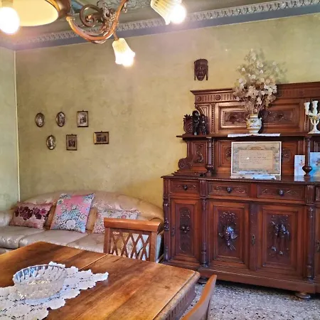 Gio's House Vintage Style