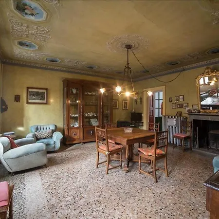 Gio's House Vintage Style 스트레사